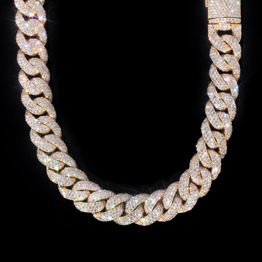 10k Yellow Gold Pavé Diamond Cuban Link Chain