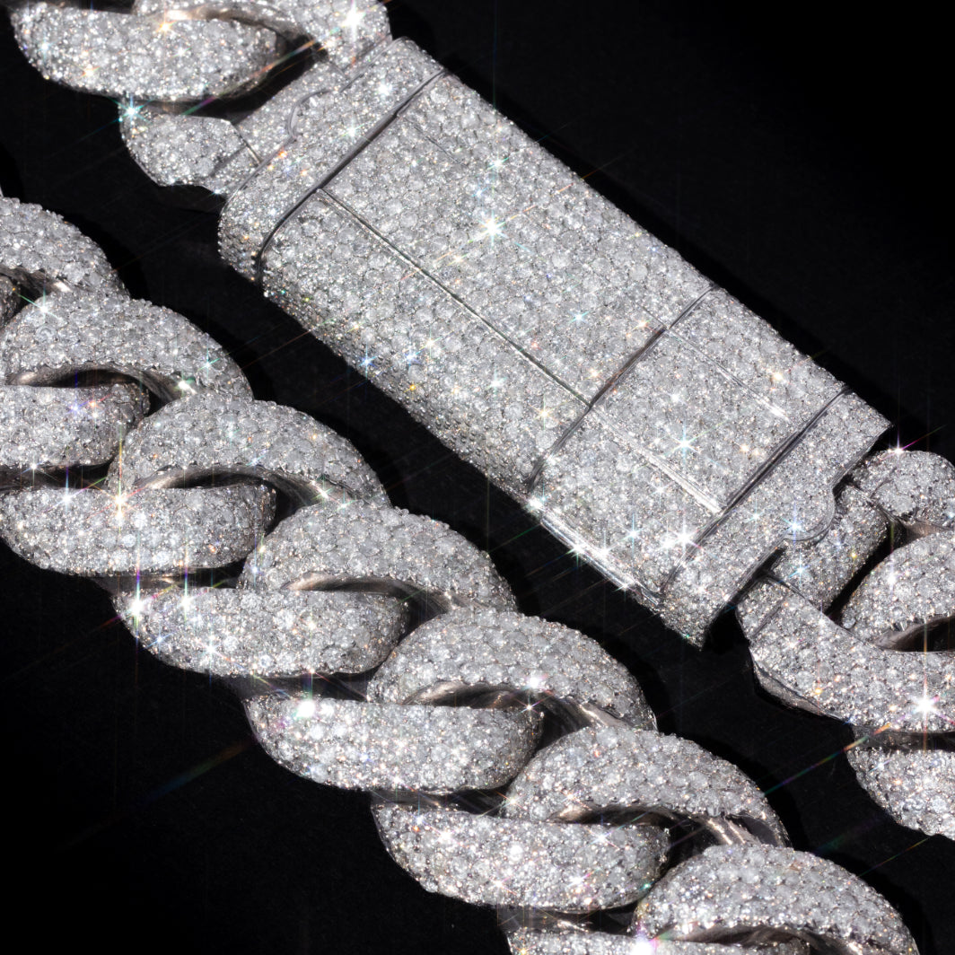 10k White Gold Pavé Cuban Link Chain