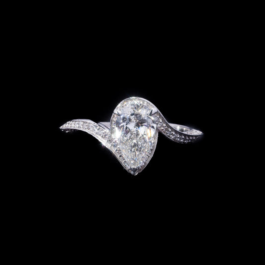 14k White Gold 1ct Pear Cut Engagement Ring