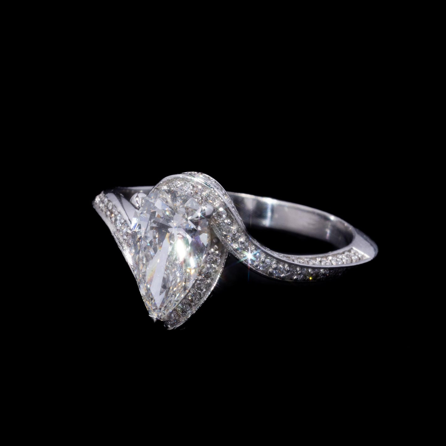 14k White Gold 1ct Pear Cut Engagement Ring