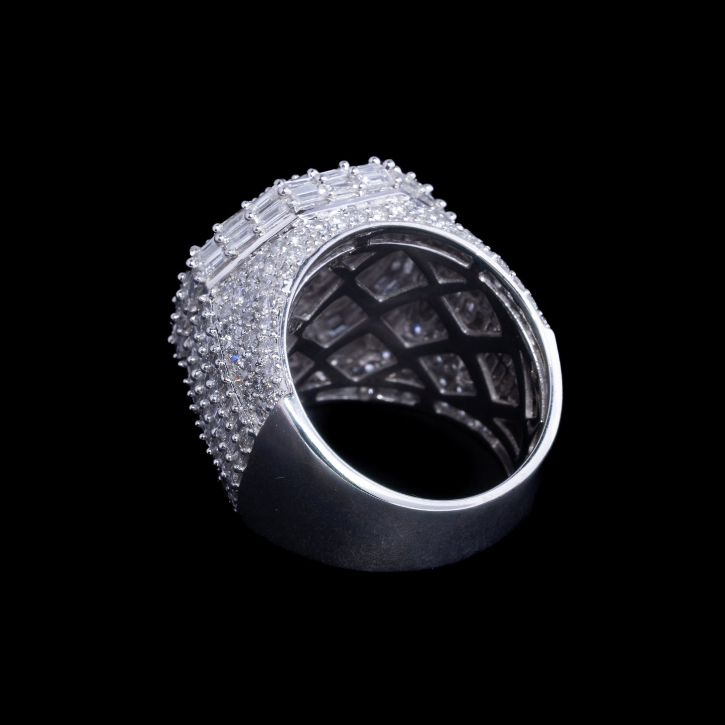 10k White Gold Baguette/Round Jumbo Ring