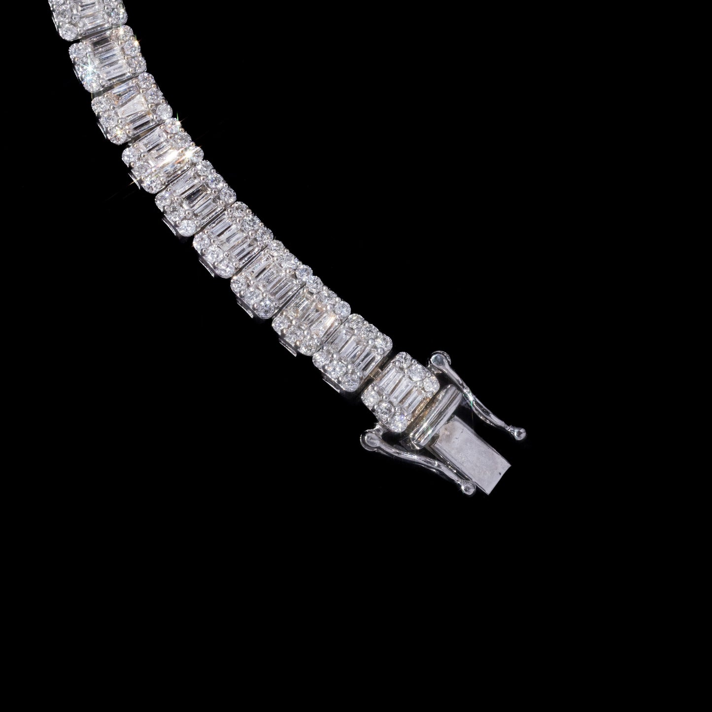 14k White Emerald-Cut Diamond Tennis Bracelet