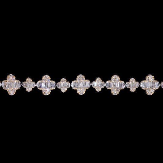 14k Yellow Gold Clover Motif Baguette Diamond Tennis Bracelet