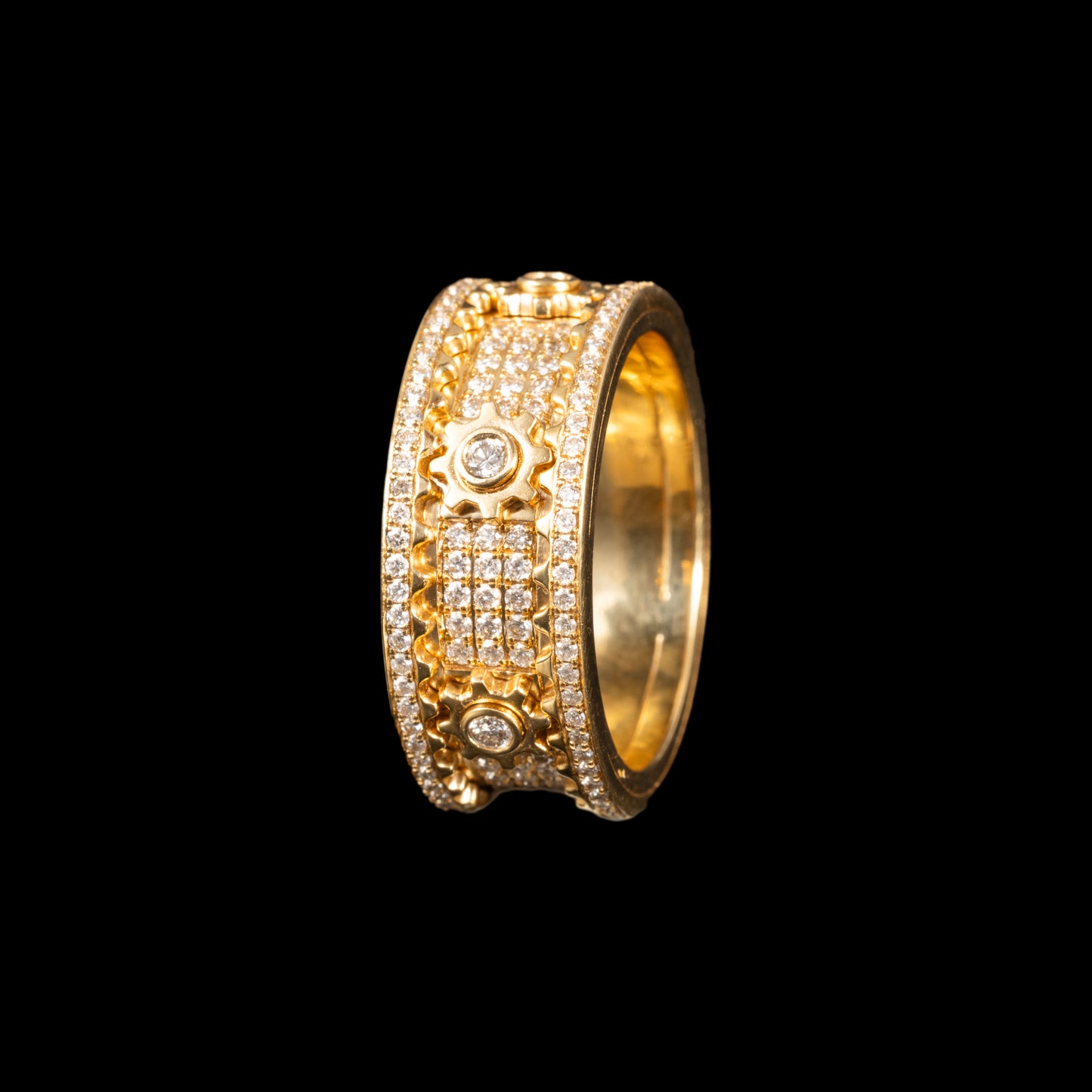 Luxe Revolve Ring