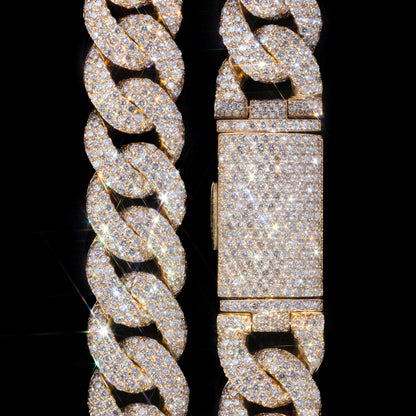 10k Yellow Gold Pavé Diamond Cuban Link Chain