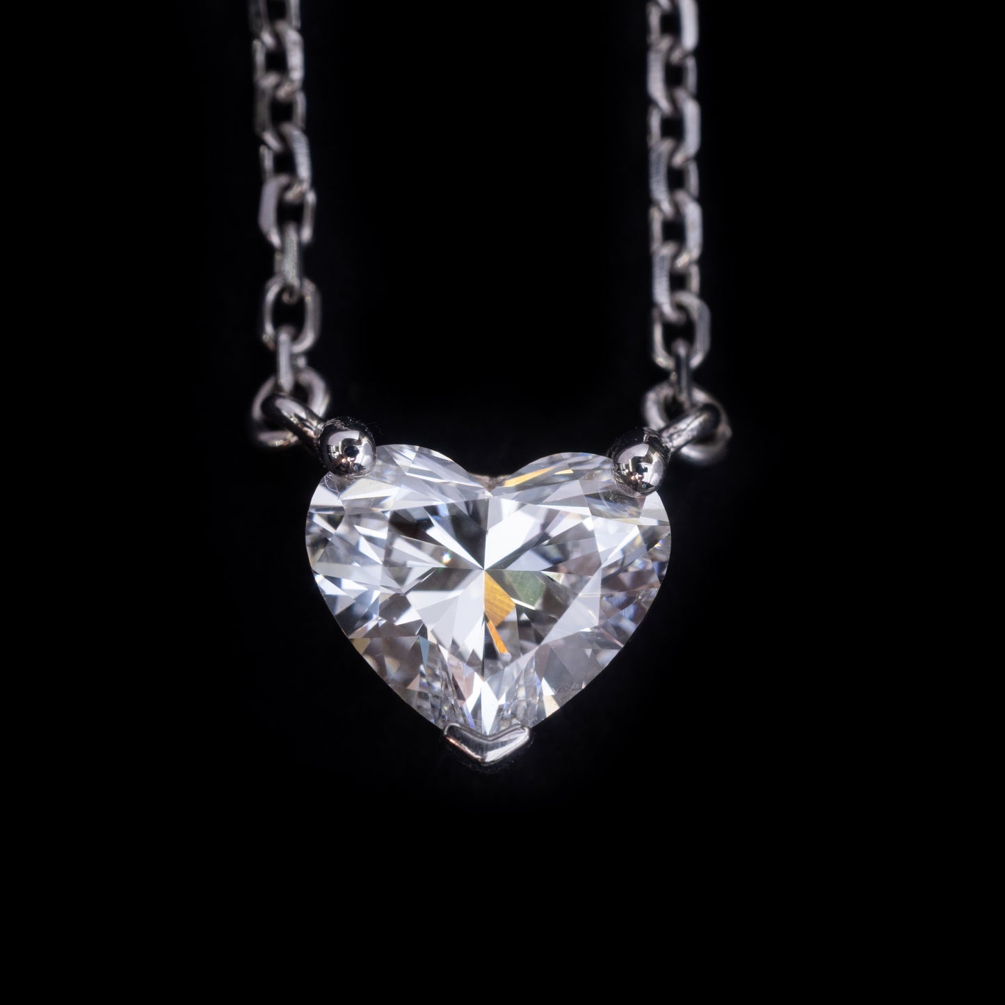 14k White Gold 2ct Diamond Heart Necklace