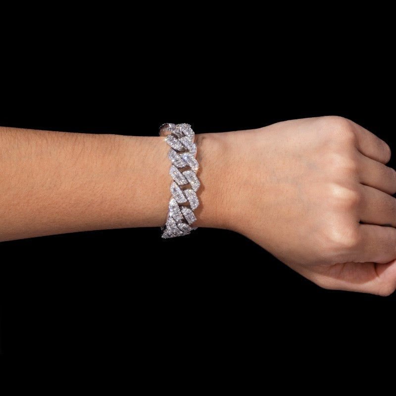10kt White Baguette Cuban Link Bracelet