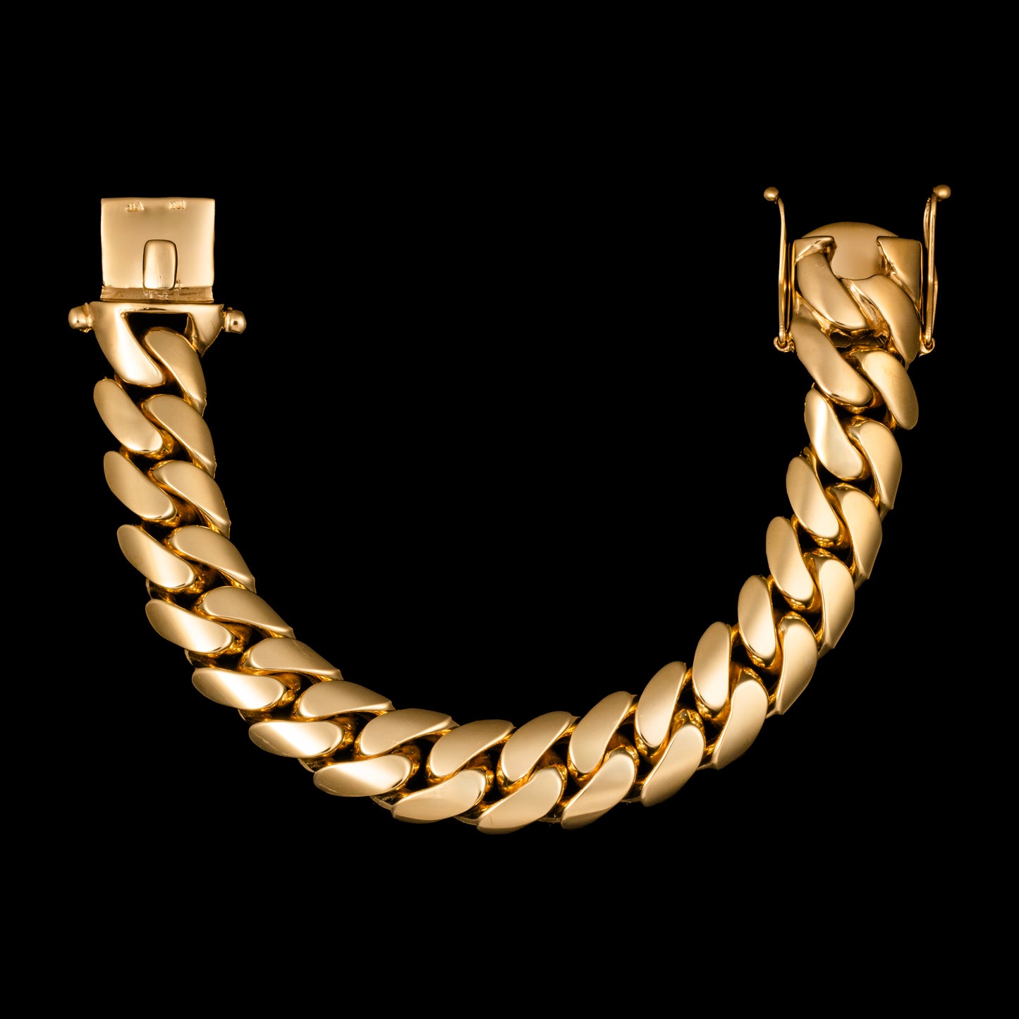 Golden Embrace Bracelet 9"