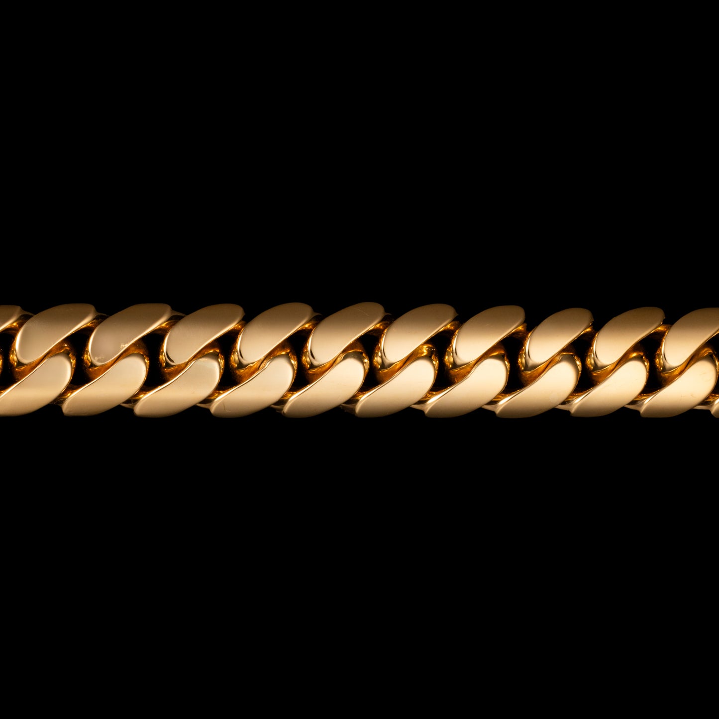 Golden Embrace Bracelet 9"