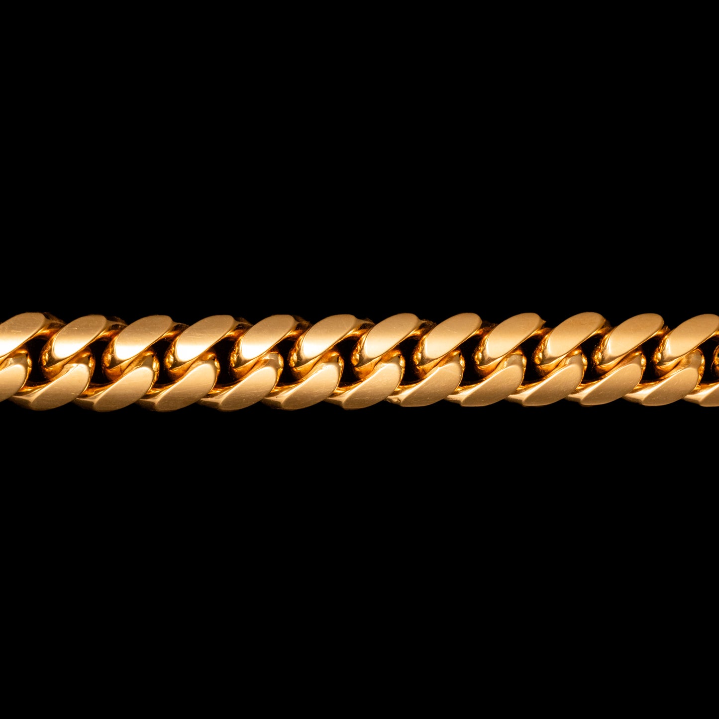 Golden Embrace Chain 10 KT 24"