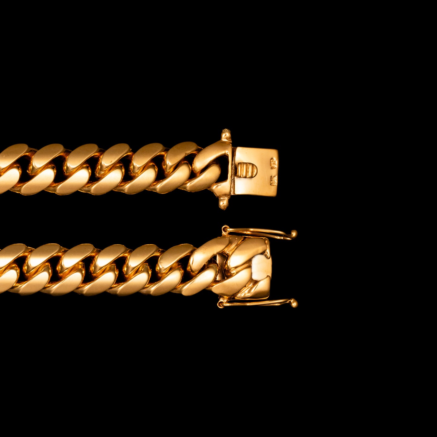 Golden Embrace Chain 10 KT 24"